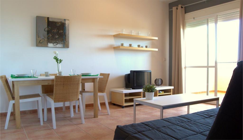 Apartamentos Beslow 拉安蒂拉 外观 照片
